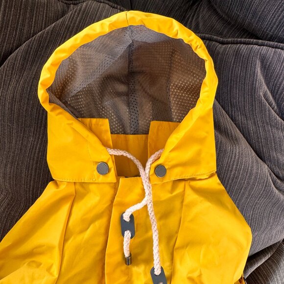 Maxbone Talon Raincoat | Medium - Picture 6 of 9